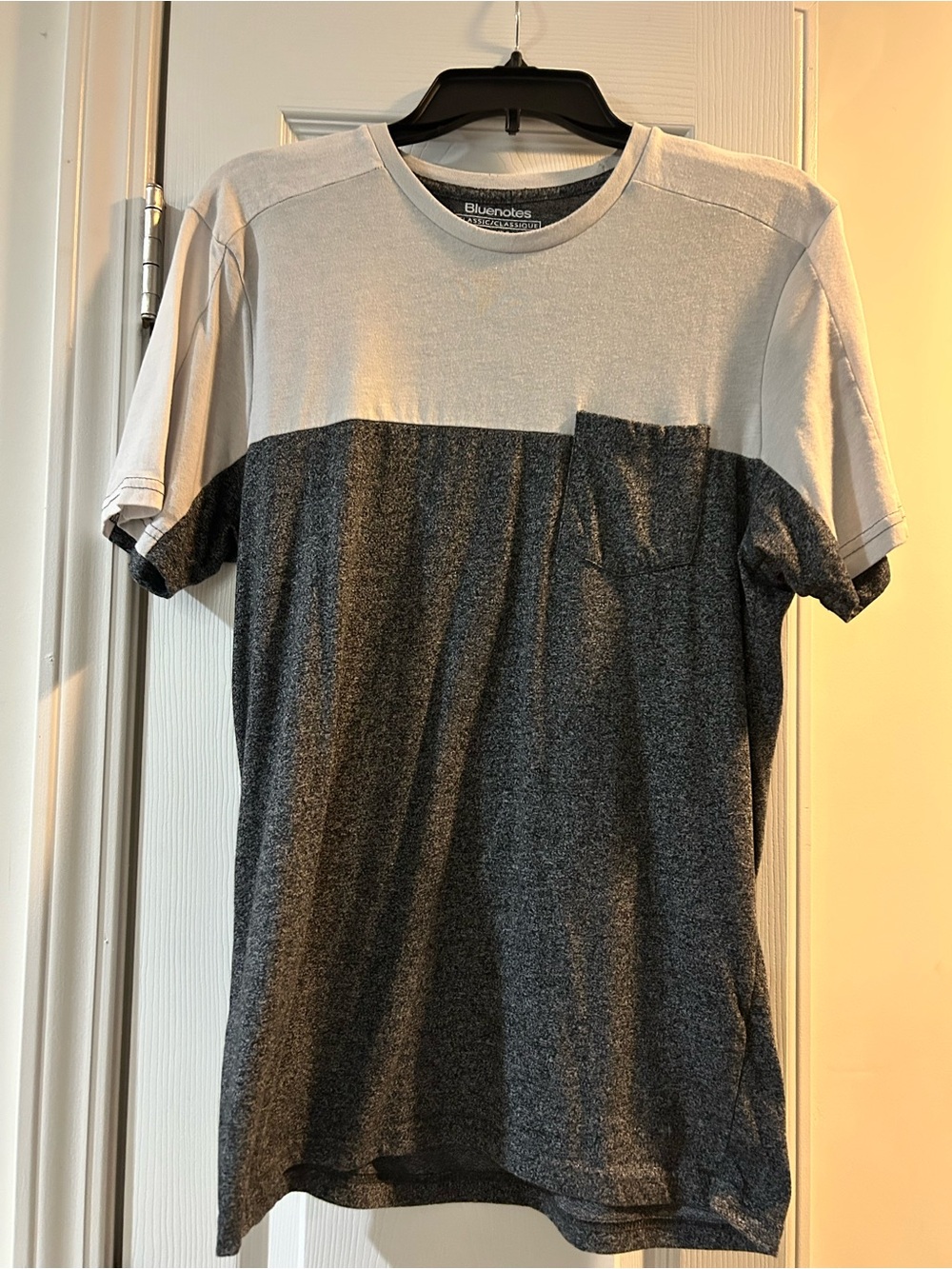 Bluenotes Two-Tone Cream & Dark Gray Pocket Tee